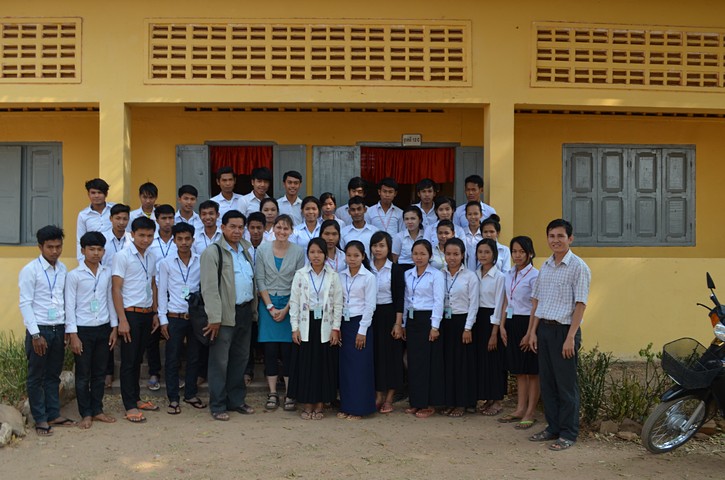 thumbnail-Docente Hogeschool VIVES gaat in Cambodjaanse scholen werken rond ‘active games en active learning’